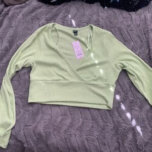 Green “sweater” crop top